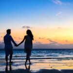 GLI ITALIANI CAMBIANO META: PUGLIA REGINA DELL’ESTATE, SICILIA E SARDEGNA SUL PODIO. GRECIA PRIMA ALL’ESTERO, ALBANIA È IL VERO FENOMENO DEL 2026